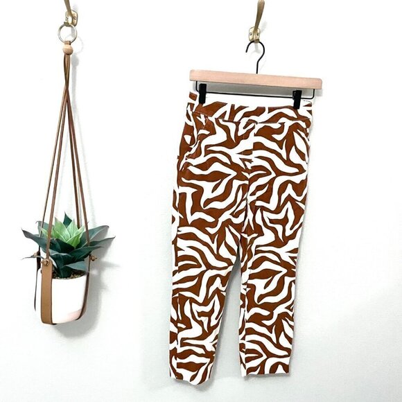 Spanx Zebra Polished Printed Ankle Pants Size XS - Picture 2 of 6